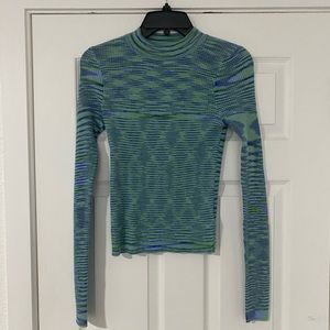 Textured fitted top!!!
